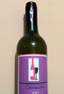 Una botella de vino supuestamente de chirimoya